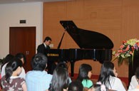仁恒河滨城会所举行“肖邦之夜钢琴独奏音乐会” 